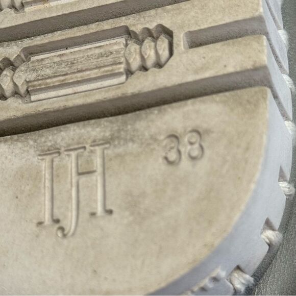 Ilse Jacobsen slip on tulips Platino Silver  Perforated Design US 7.5/ EU 38 - Picture 8 of 9